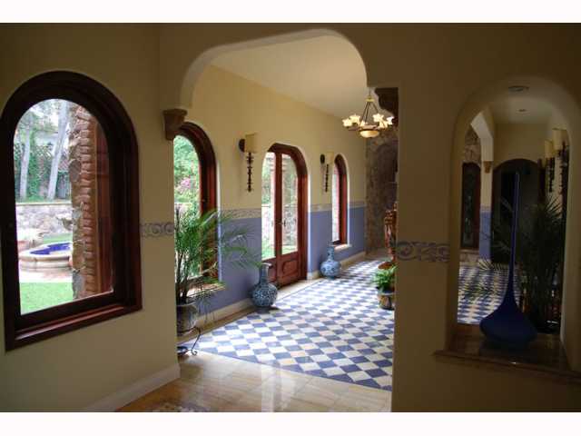 Undisclosed, La Jolla, CA 92037 photo 19