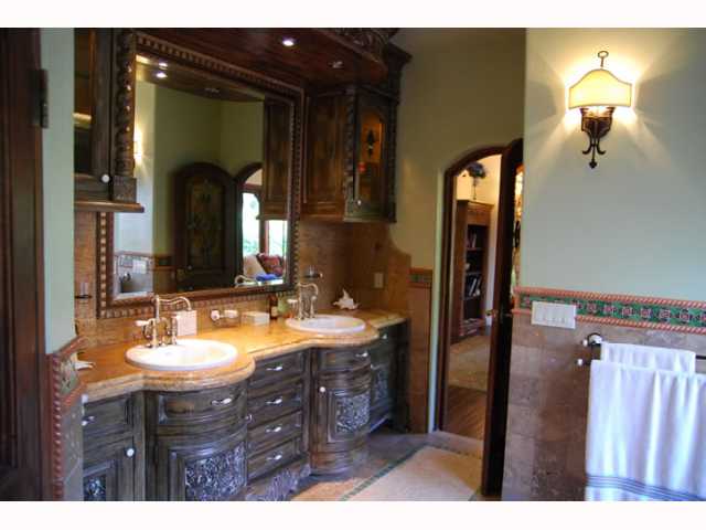 Undisclosed, La Jolla, CA 92037 photo 20