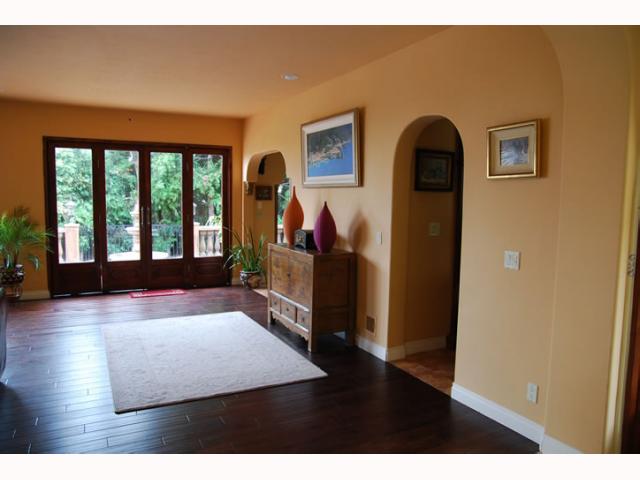 Undisclosed, La Jolla, CA 92037 photo 13