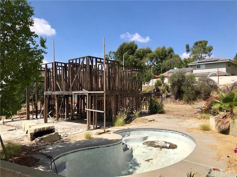 3147 Mesa Verde, Burbank, CA 91504 photo 2