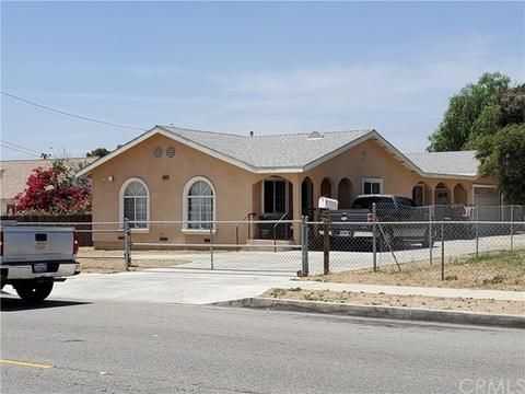 8982 Cypress Ave, Fontana, CA 92335 photo 2
