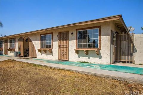 560 W Shamrock St, Rialto, CA 92376 photo 16