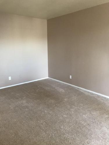 1480 N Palm Ave, Rialto, CA 92376 photo 2