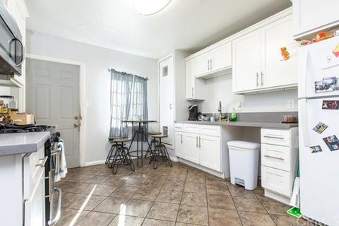 349 E 57th St, Long Beach, CA 90805 photo 9