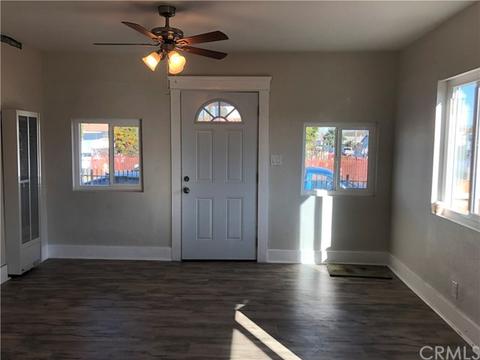 500 W Plum St, Compton, CA 90222 photo 3