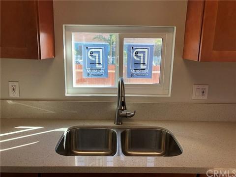 500 W Plum St, Compton, CA 90222 photo 6