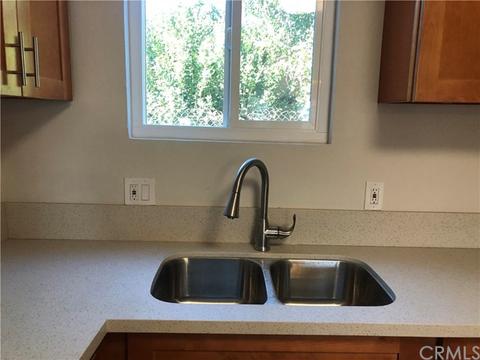 500 W Plum St, Compton, CA 90222 photo 17