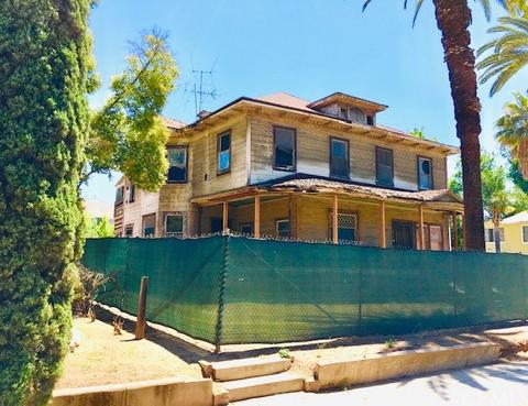 223 W Olive Ave, Redlands, CA 92373 photo 1