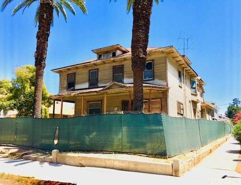 223 W Olive Ave, Redlands, CA 92373 photo 4