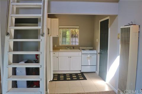 1286 Lovers Ln, Rimforest, CA 92378 photo 2