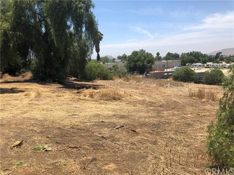 12890 La Cadena Dr, Colton, CA 92324 photo 19