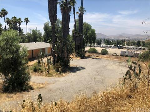 12890 La Cadena Dr, Colton, CA 92324 photo 21