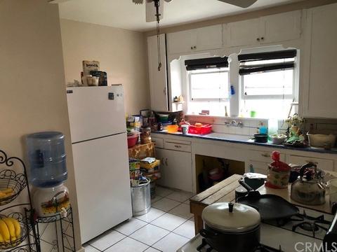 512 S Burris Ave, Compton, CA 90221 photo 2