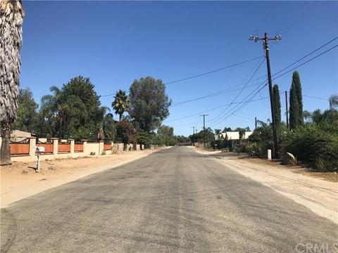 19125 Robinson, Perris, CA 92570 photo 2