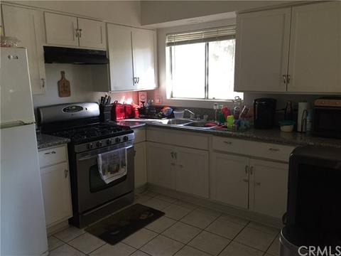 228 E Wilson St, Rialto, CA 92376 photo 19