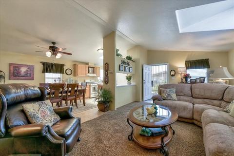 1010 E Bobier #84, Vista, CA 92084 photo 6