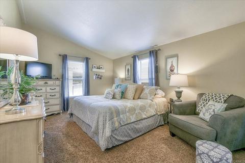 1010 E Bobier #84, Vista, CA 92084 photo 11