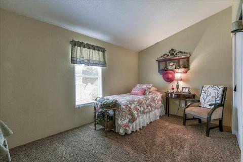 1010 E Bobier #84, Vista, CA 92084 photo 14