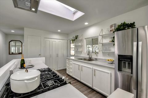 151 Fallsview, Oceanside, CA 92056 photo 8