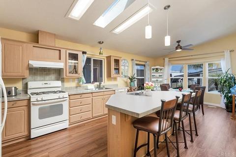 119 Brookside, Oceanside, CA 92056 photo 9
