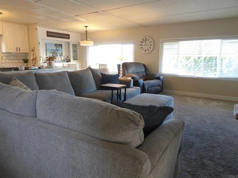 1010 E Bobier Dr #18, Vista, CA 92084 photo 4