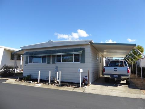 1010 E Bobier Dr #18, Vista, CA 92084 photo 2