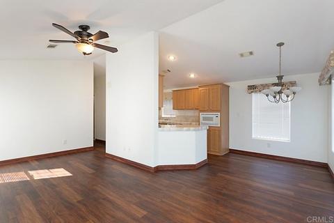 1120 E Msn #13, Fallbrook, CA 92028 photo 2