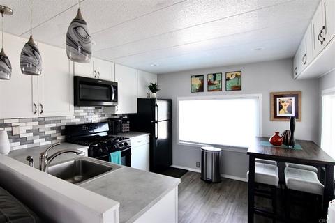 158 Sherri, Oceanside, CA 92054 photo 4