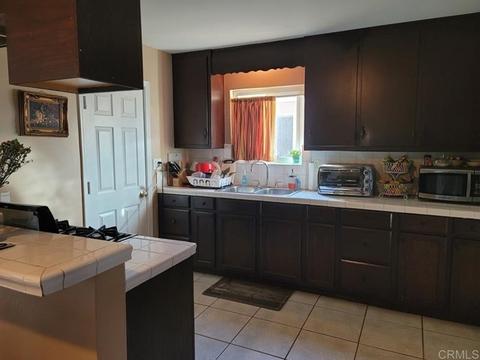 963 Gamble St, Escondido, CA 92026 photo 1