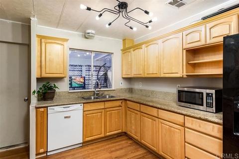 718 Sycamore #58, Vista, CA 92083 photo 4