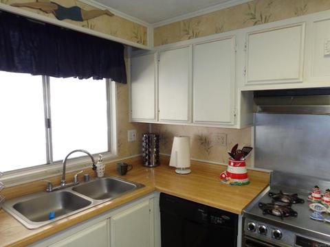 130 Brookside Ln, Oceanside, CA 92056 photo 13