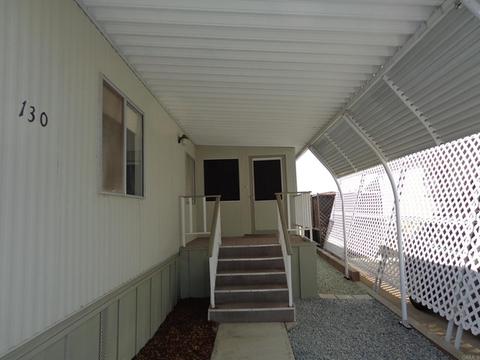 130 Brookside Ln, Oceanside, CA 92056 photo 4