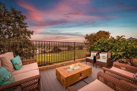 2440 Links Way, Vista, CA 92081 photo 1
