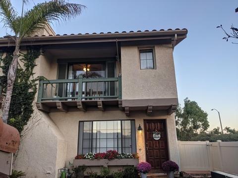 6928 Peach Tree Rd, Carlsbad, CA 92011 photo 1