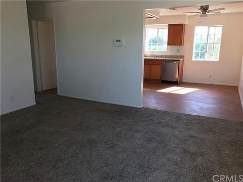 8026 Comolette St, Downey, CA 90242 photo 12