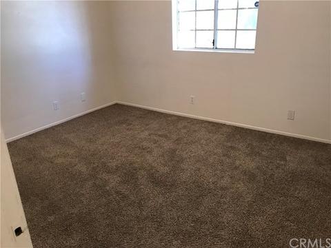 8026 Comolette St, Downey, CA 90242 photo 19