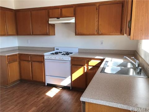8026 Comolette St, Downey, CA 90242 photo 14