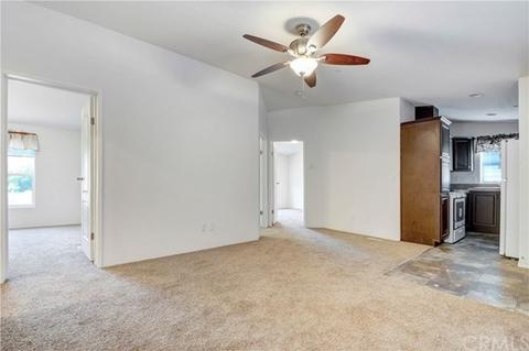 1247 E St, Corona, CA 92882 photo 6