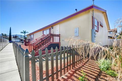1247 E St, Corona, CA 92882 photo 4