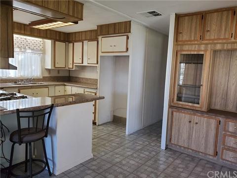 18787 Kross, Riverside, CA 92508 photo 11