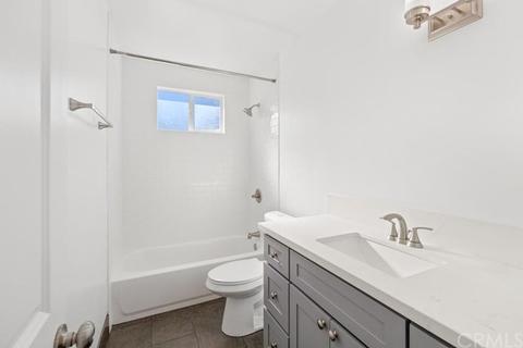 445 Rose Ave, Long Beach, CA 90802 photo 17