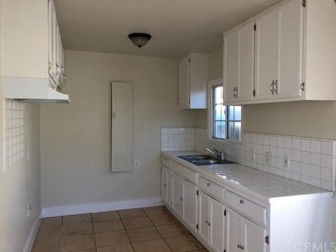 110 E Scott St, Long Beach, CA 90805 photo 10