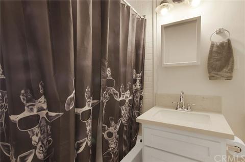 1142 E 1st St, Long Beach, CA 90802 photo 19