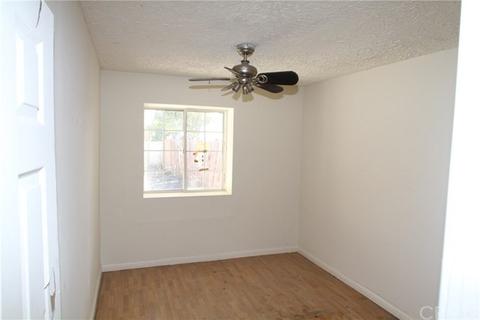 2422 E Hatchway St, Compton, CA 90222 photo 13