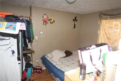 2422 E Hatchway St, Compton, CA 90222 photo 6