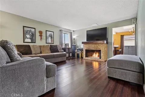 434 W 223rd St #114, Carson, CA 90745