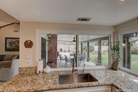 4700 Circle Lazy J Rd, Riverside, CA 92501 photo 5