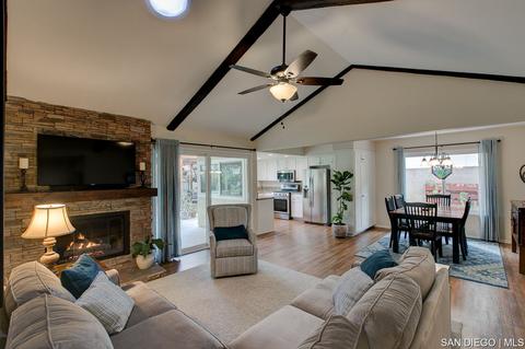 4700 Circle Lazy J Rd, Riverside, CA 92501 photo 3
