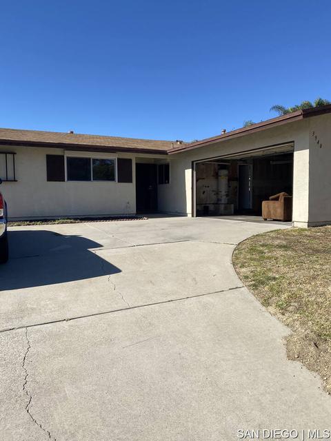 3940 Sherbourne Dr, Oceanside, CA 92056 photo 2