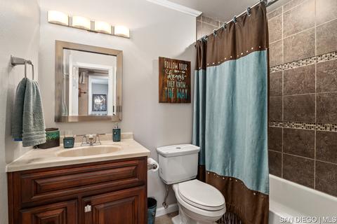 9922 Saddleback Dr, Lakeside, CA 92040 photo 14